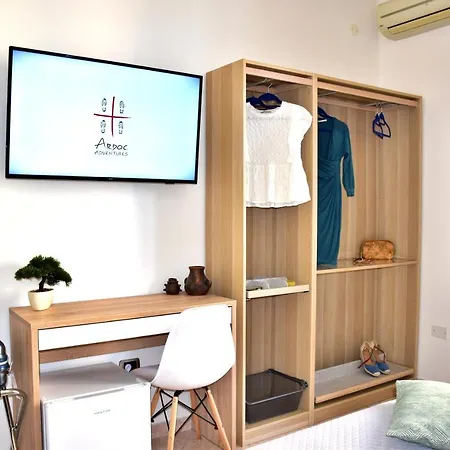 住宿加早餐酒店 Ardoc 卡利亚里